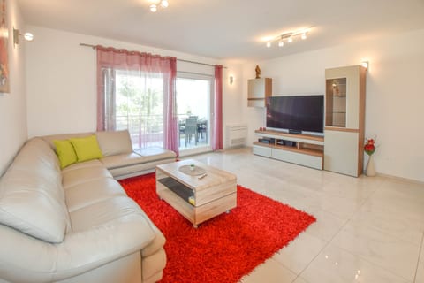 Apartment Ray of Sunshine - Unit 211670-16