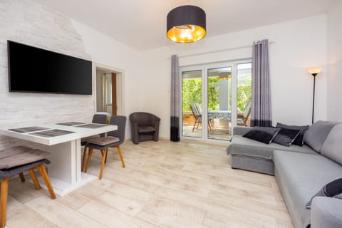 Villa Mayer - Unit 211681-16