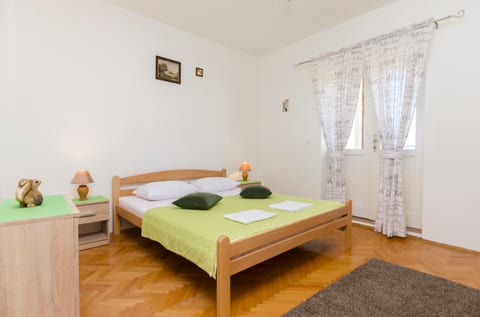 Apartment Roza - Unit 211693-16