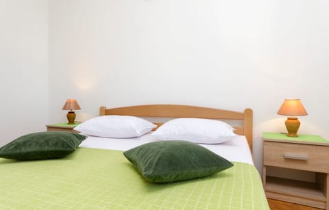 Apartment Roza - Unit 211693-16
