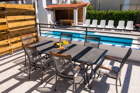 Villa Divine - Unit 211718-16