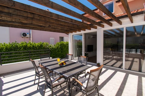 Villa Divine - Unit 211718-16