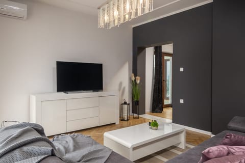 Apartment Vila Ninna - Unit 211742-16