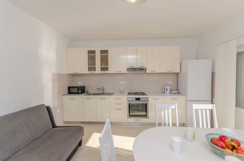 Apartment Slobodan by the sea - Unit 211745-16