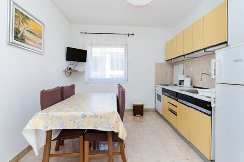 Apartments Ljubica J - Unit 211787-16