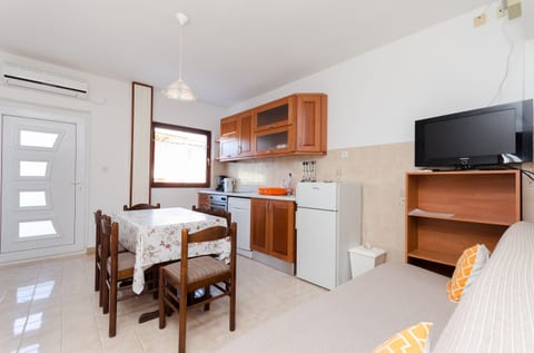 Apartments Ljubica J - Unit 211797-16