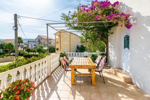 Apartments Ljubica J - Unit 211799-16