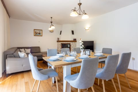 Villa Eirene - Unit 211823-16
