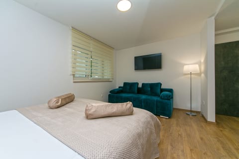 Apartments Villa Nadalina Deluxe - Unit 211856-16