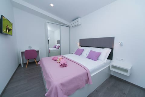 Apartments Villa Nadalina Deluxe - Unit 211858-16