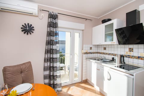 Apartments Ivica - Unit 211880-16