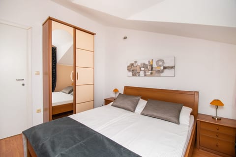 Apartments Ivica - Unit 211885-16