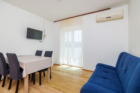 Apartments Anica J - Unit 211921-16