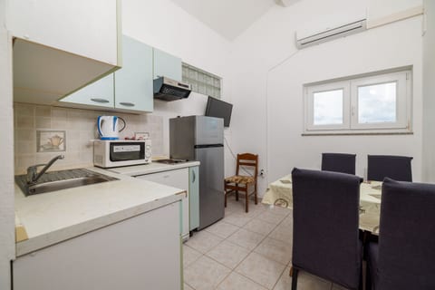 Apartments Anica J - Unit 211924-16