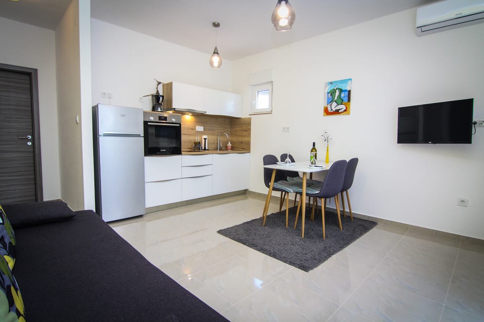 Apartments Biserka G - Unit 211933-16