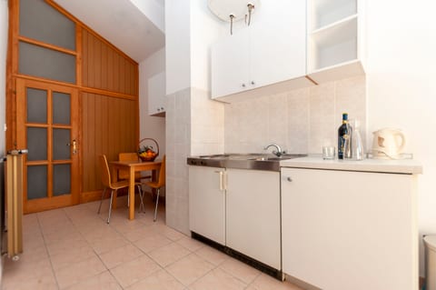 Apartments Near Beach - Unit 211941-16