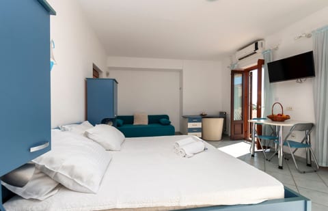 Apartments Near Beach - Unit 211938-16