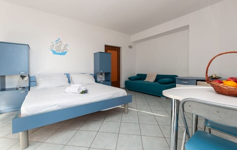 Apartments Near Beach - Unit 211938-16