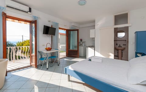 Apartments Near Beach - Unit 211938-16