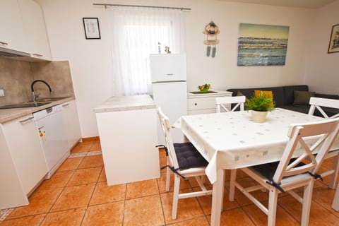 Apartment Marigold - Unit 368567-12