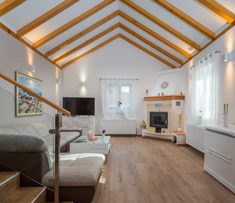 Villa Giardino - Unit 368572-12