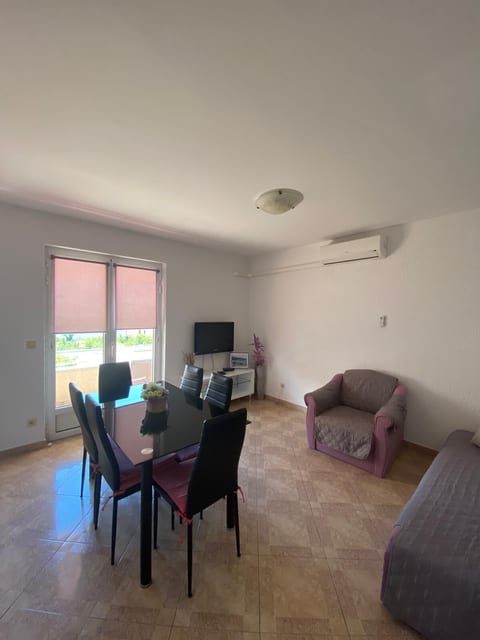Apartment Niko - Unit 368578-12
