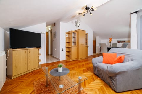 Apartments Mira - Unit 368758-13