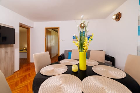 Apartments Mira - Unit 368759-13
