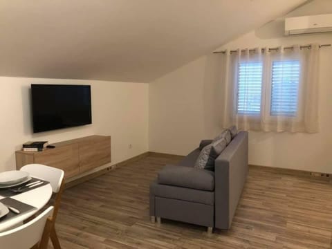Apartments Ideal Holiday - Unit 368707-13