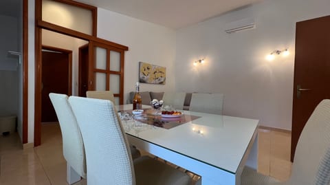 House Roca with jacuzzi - Unit 368715-13