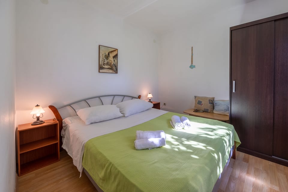 Apartment Luka - Unit 368718-13