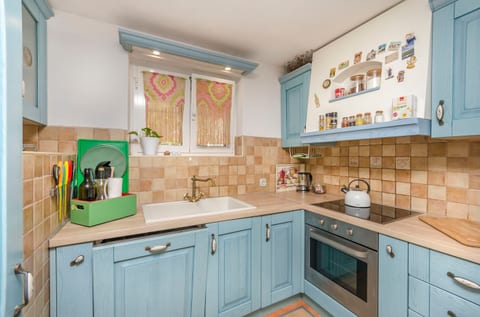 Apartment Island memories - Unit 368722-13