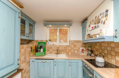 Apartment Island memories - Unit 368722-13