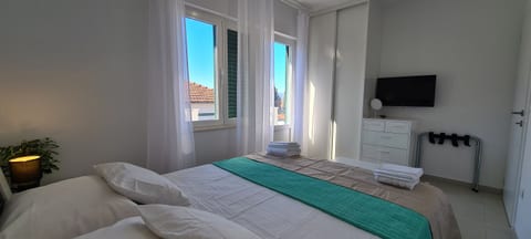 Apartments Pleasures - Unit 368733-13