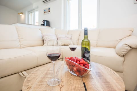 Apartment Filipovic - Unit 368774-13