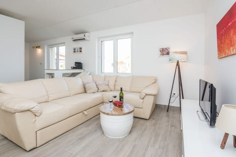 Apartment Filipovic - Unit 368774-13