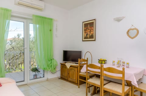 Apartments Stara Maslina - Unit 368890-13