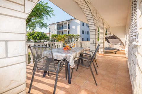 Apartments Loncar - Unit 368900-13