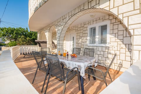 Apartments Loncar - Unit 368900-13