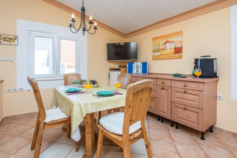 Apartments Loncar - Unit 368901-13
