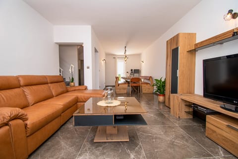 House Suzana - Unit 368924-13