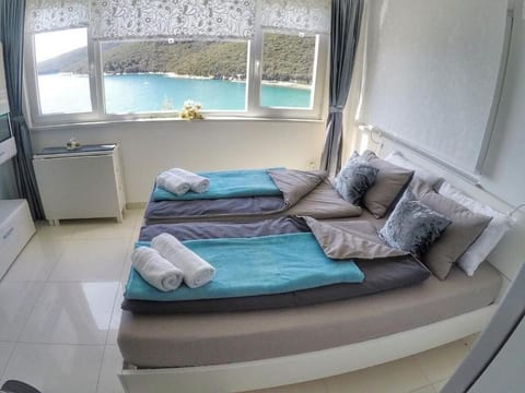 Apartment By the Sea - Unit 368950-13