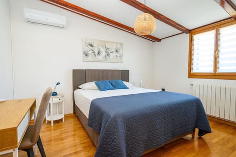 House Trget - Unit 368968-13