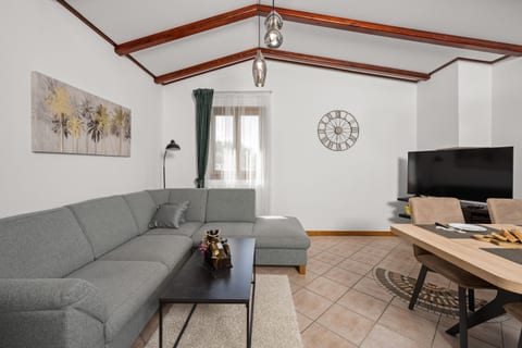 House Trget - Unit 368968-13