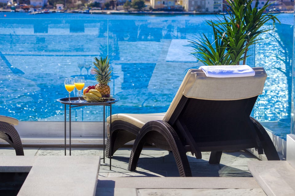 Villa Lux - Unit 368973-13