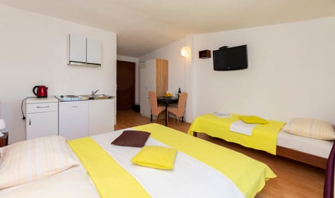 Apartments Luka - Unit 368998-13