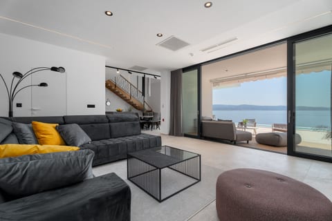 Villa Prestige - Unit 369037-13