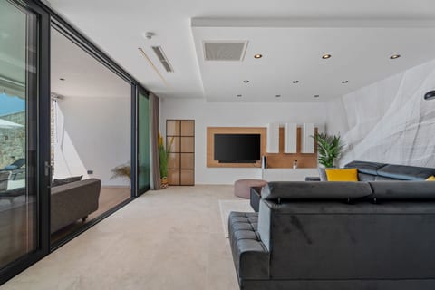 Villa Prestige - Unit 369037-13