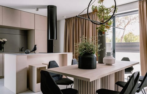 Villa Chic - Unit 369068-13