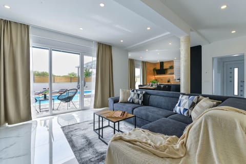 Villa Jomani - Unit 369115-13